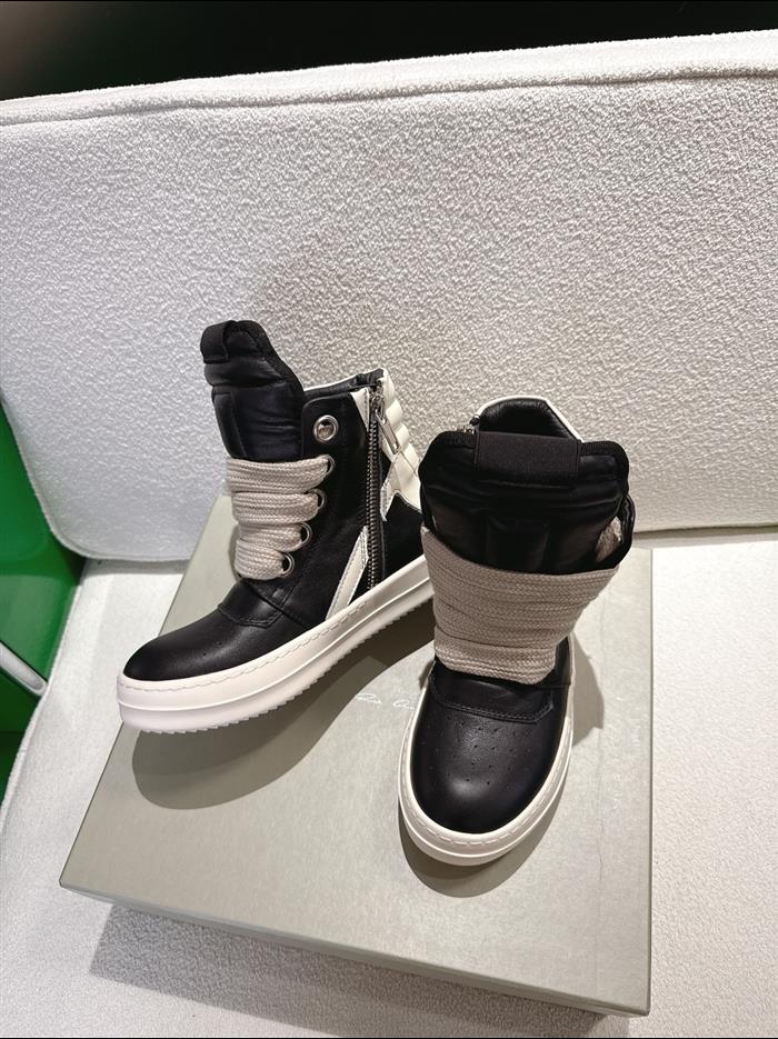 20251128172516185 330